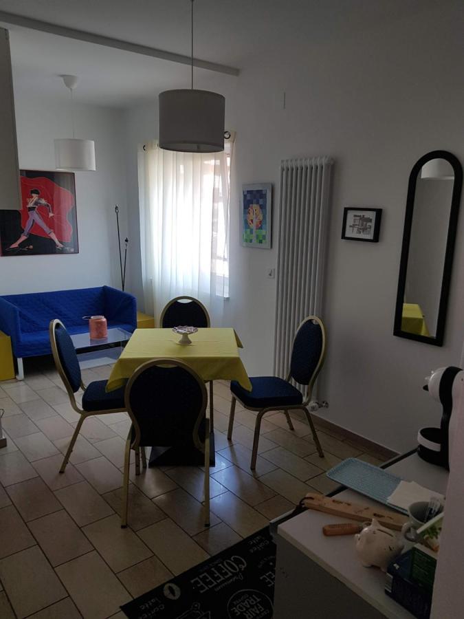Garni Elisabetta Hotell Gordola Exteriör bild