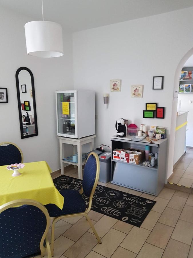 Garni Elisabetta Hotell Gordola Exteriör bild